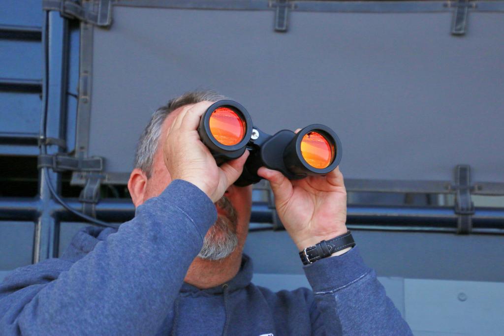 Kirk Stephens watching the race. (Julie June Stewart photo)
